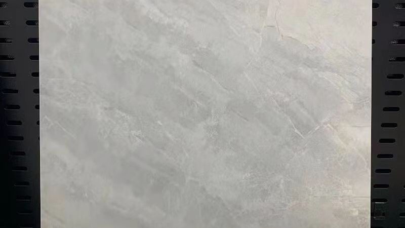 岩板餐桌油污清除攻略：轻松应对生活小困扰